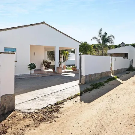 Martin Villa *